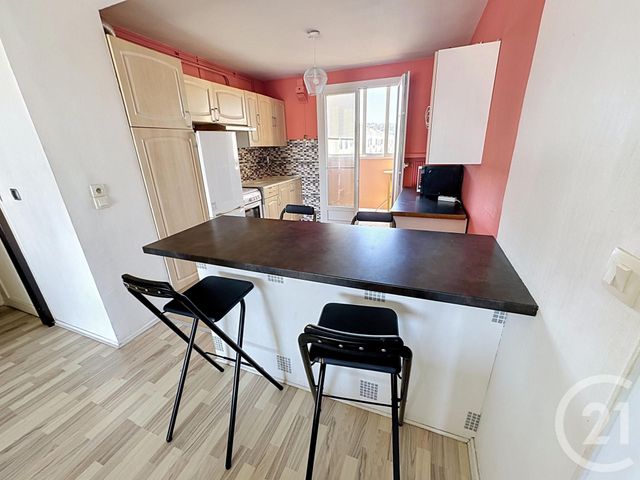 Appartement F3 à vendre - 3 pièces - 57.77 m2 - LYON - 69007 - RHONE-ALPES - Century 21 Le 7 De Coeur