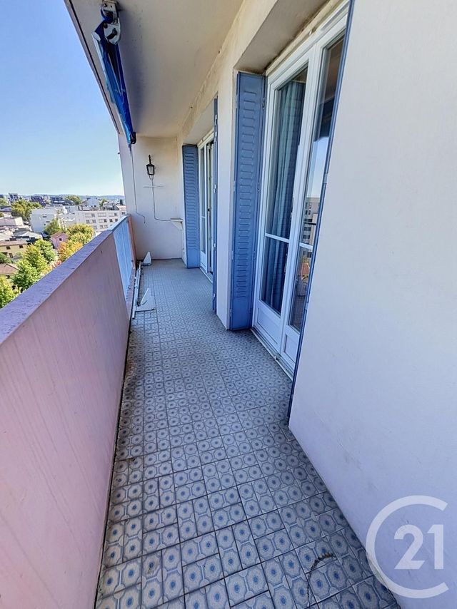 Appartement F3 à vendre - 3 pièces - 57.77 m2 - LYON - 69007 - RHONE-ALPES - Century 21 Le 7 De Coeur