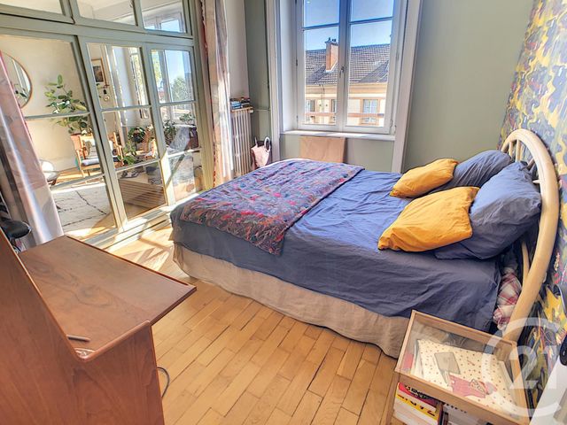 Afficher la photo en grand Appartement F5 à vendre - 5 pièces - 102.37 m2 - LYON - 69007 - RHONE-ALPES - Century 21 Le 7 De Coeur
