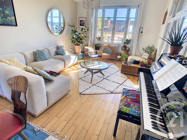 Afficher la photo en grand Appartement F5 à vendre - 5 pièces - 102.37 m2 - LYON - 69007 - RHONE-ALPES - Century 21 Le 7 De Coeur