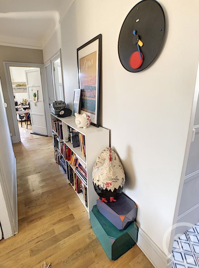 Afficher la photo en grand Appartement F5 à vendre - 5 pièces - 102.37 m2 - LYON - 69007 - RHONE-ALPES - Century 21 Le 7 De Coeur