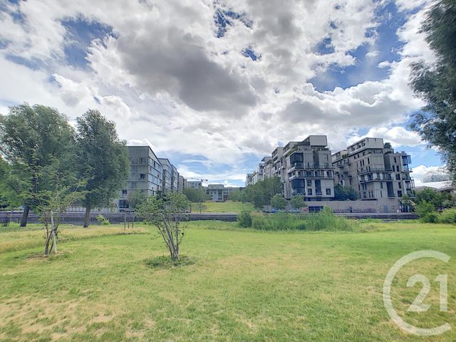 Afficher la photo en grand Appartement F3 à vendre - 3 pièces - 74.08 m2 - LYON - 69002 - RHONE-ALPES - Century 21 Le 7 De Coeur