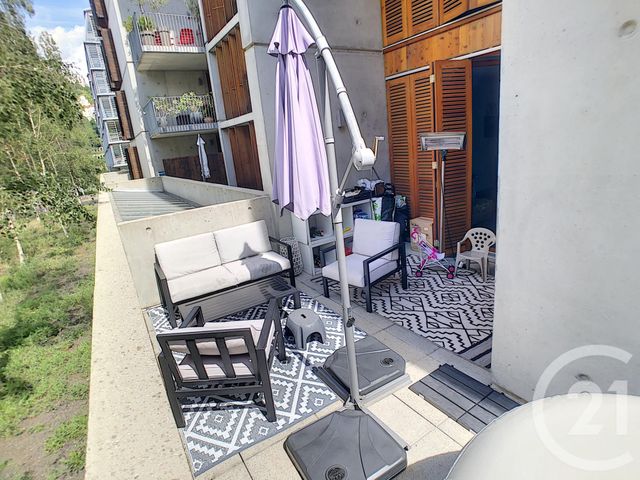 Afficher la photo en grand Appartement F3 à vendre - 3 pièces - 74.08 m2 - LYON - 69002 - RHONE-ALPES - Century 21 Le 7 De Coeur