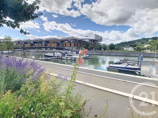Afficher la photo en grand Appartement F3 à vendre - 3 pièces - 74.08 m2 - LYON - 69002 - RHONE-ALPES - Century 21 Le 7 De Coeur