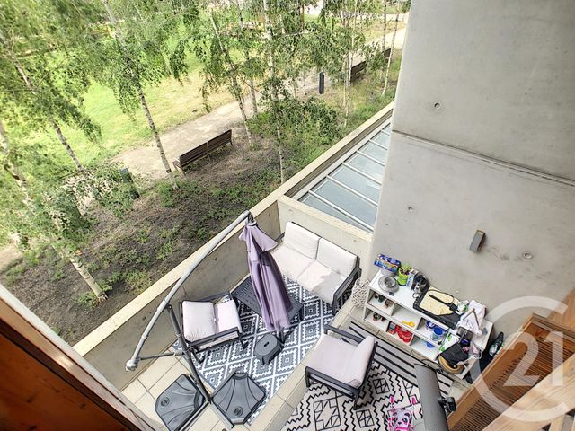 Afficher la photo en grand Appartement F3 à vendre - 3 pièces - 74.08 m2 - LYON - 69002 - RHONE-ALPES - Century 21 Le 7 De Coeur