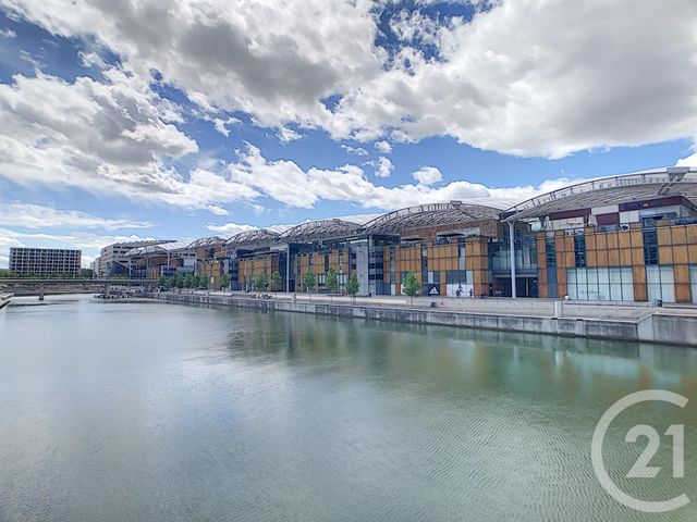 Afficher la photo en grand Appartement F3 à vendre - 3 pièces - 74.08 m2 - LYON - 69002 - RHONE-ALPES - Century 21 Le 7 De Coeur