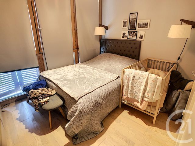 Afficher la photo en grand Appartement F3 à vendre - 3 pièces - 74.08 m2 - LYON - 69002 - RHONE-ALPES - Century 21 Le 7 De Coeur