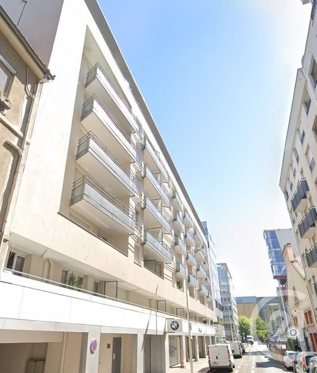 Appartement F4 à vendre - 4 pièces - 85.41 m2 - LYON - 69003 - RHONE-ALPES - Century 21 Le 7 De Coeur Appartement F4 à vendre - 4 pièces - 85.41 m2 - LYON - 69003 - RHONE-ALPES - Century 21 Le 7 De Coeur