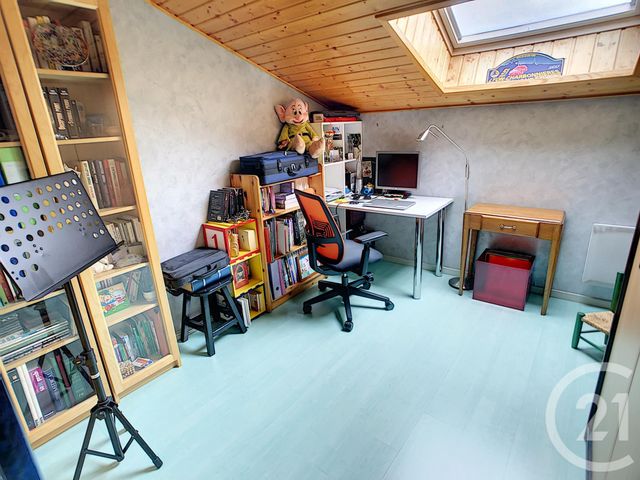 Appartement F4 à vendre - 4 pièces - 85.41 m2 - LYON - 69003 - RHONE-ALPES - Century 21 Le 7 De Coeur Appartement F4 à vendre - 4 pièces - 85.41 m2 - LYON - 69003 - RHONE-ALPES - Century 21 Le 7 De Coeur