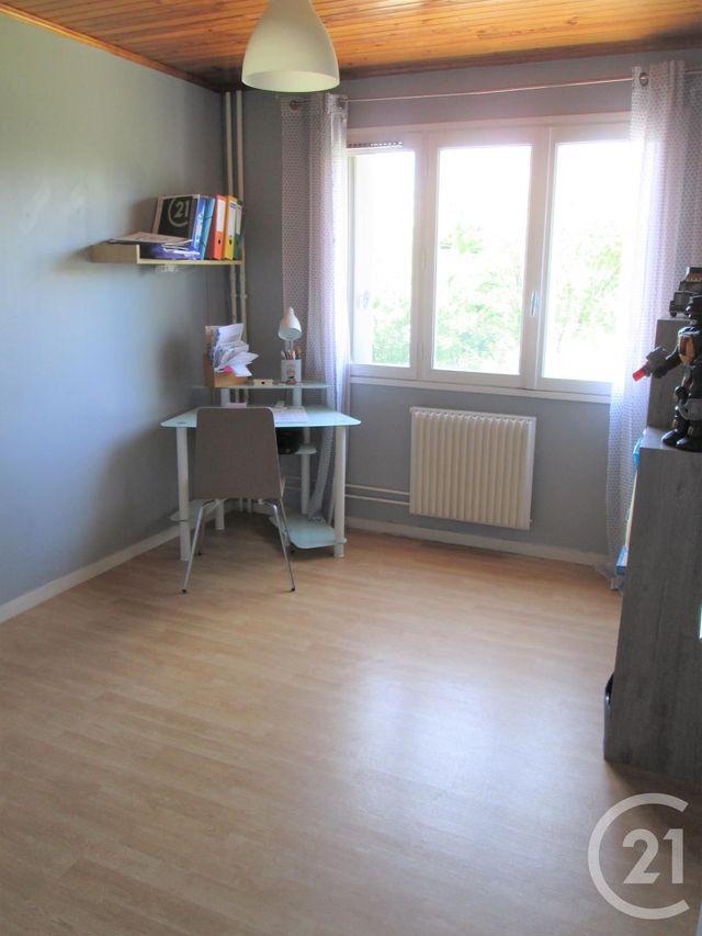 Appartement F4 à vendre - 4 pièces - 82.09 m2 - VENISSIEUX - 69 - RHONE-ALPES - Century 21 Le 7 De Coeur Appartement F4 à vendre - 4 pièces - 82.09 m2 - VENISSIEUX - 69 - RHONE-ALPES - Century 21 Le 7 De Coeur