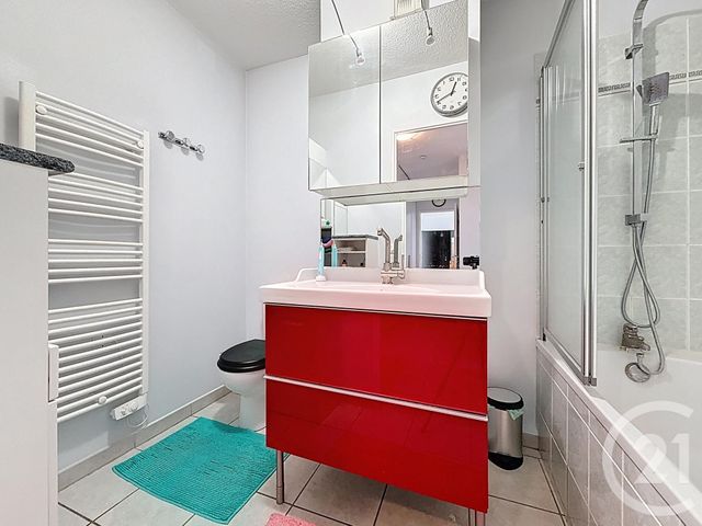 Appartement F5 à vendre - 5 pièces - 112.87 m2 - LYON - 69007 - RHONE-ALPES - Century 21 Le 7 De Coeur