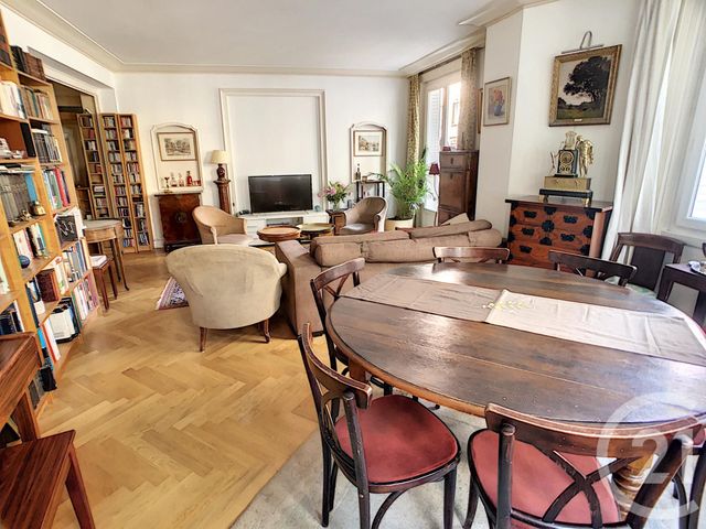 Appartement F3 à vendre - 3 pièces - 89.0 m2 - LYON - 69007 - RHONE-ALPES - Century 21 Le 7 De Coeur Appartement F3 à vendre - 3 pièces - 89.0 m2 - LYON - 69007 - RHONE-ALPES - Century 21 Le 7 De Coeur
