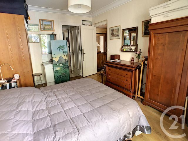 Appartement F3 à vendre - 3 pièces - 89.0 m2 - LYON - 69007 - RHONE-ALPES - Century 21 Le 7 De Coeur Appartement F3 à vendre - 3 pièces - 89.0 m2 - LYON - 69007 - RHONE-ALPES - Century 21 Le 7 De Coeur