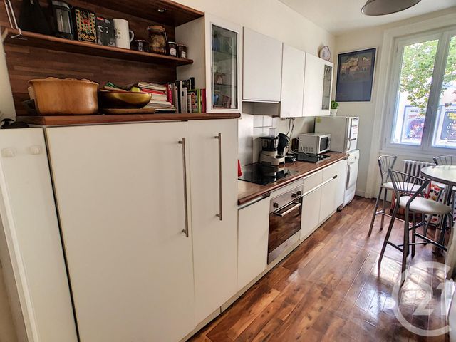Appartement F3 à vendre - 3 pièces - 89.0 m2 - LYON - 69007 - RHONE-ALPES - Century 21 Le 7 De Coeur Appartement F3 à vendre - 3 pièces - 89.0 m2 - LYON - 69007 - RHONE-ALPES - Century 21 Le 7 De Coeur