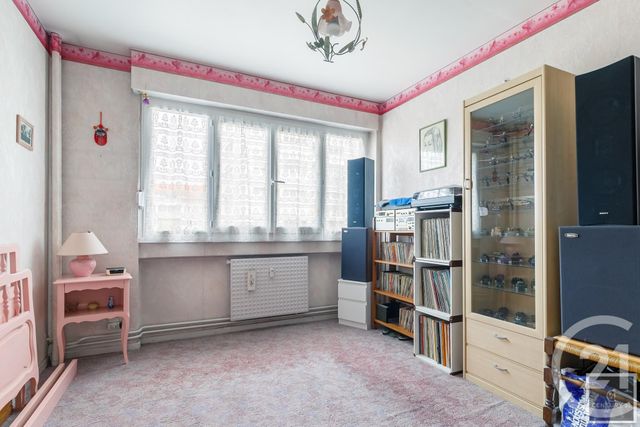 Appartement T5 à vendre - 5 pièces - 88.0 m2 - LYON - 69007 - RHONE-ALPES - Century 21 Le 7 De Coeur Appartement T5 à vendre - 5 pièces - 88.0 m2 - LYON - 69007 - RHONE-ALPES - Century 21 Le 7 De Coeur