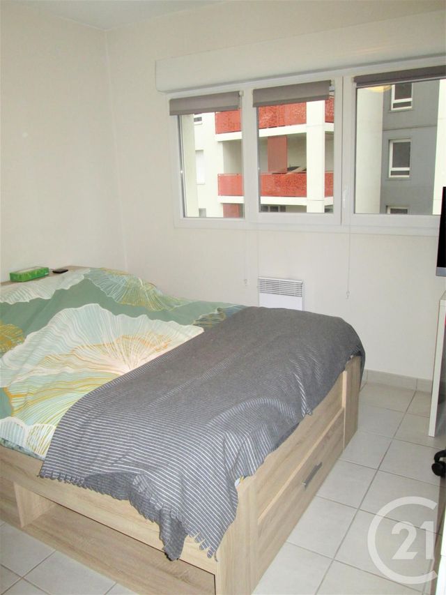 Appartement F3 à vendre - 3 pièces - 67.36 m2 - LYON - 69007 - RHONE-ALPES - Century 21 Le 7 De Coeur Appartement F3 à vendre - 3 pièces - 67.36 m2 - LYON - 69007 - RHONE-ALPES - Century 21 Le 7 De Coeur