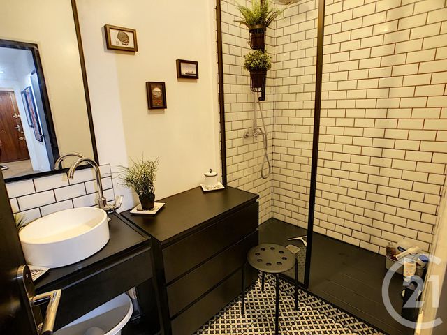 Appartement F4 à vendre - 4 pièces - 81.43 m2 - STE FOY LES LYON - 69 - RHONE-ALPES - Century 21 Le 7 De Coeur Appartement F4 à vendre - 4 pièces - 81.43 m2 - STE FOY LES LYON - 69 - RHONE-ALPES - Century 21 Le 7 De Coeur