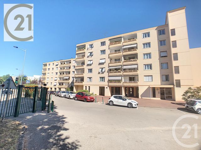 Appartement F4 à vendre - 4 pièces - 81.43 m2 - STE FOY LES LYON - 69 - RHONE-ALPES - Century 21 Le 7 De Coeur Appartement F4 à vendre - 4 pièces - 81.43 m2 - STE FOY LES LYON - 69 - RHONE-ALPES - Century 21 Le 7 De Coeur