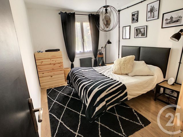 Appartement F4 à vendre - 4 pièces - 81.43 m2 - STE FOY LES LYON - 69 - RHONE-ALPES - Century 21 Le 7 De Coeur Appartement F4 à vendre - 4 pièces - 81.43 m2 - STE FOY LES LYON - 69 - RHONE-ALPES - Century 21 Le 7 De Coeur