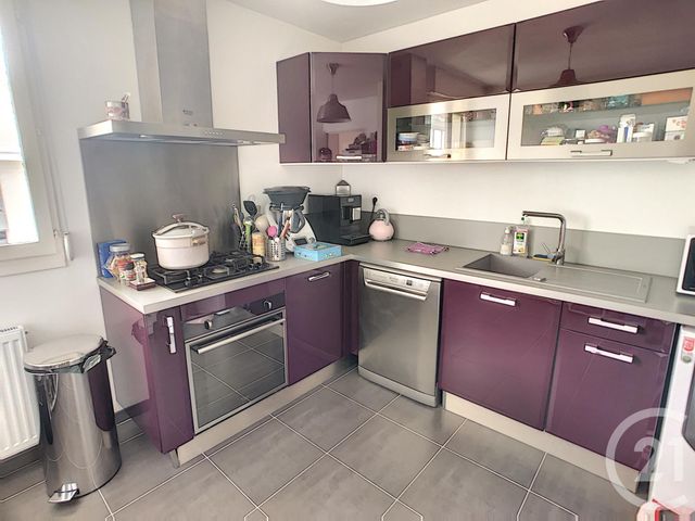 Appartement F3 à vendre - 3 pièces - 69.92 m2 - LYON - 69007 - RHONE-ALPES - Century 21 Le 7 De Coeur Appartement F3 à vendre - 3 pièces - 69.92 m2 - LYON - 69007 - RHONE-ALPES - Century 21 Le 7 De Coeur