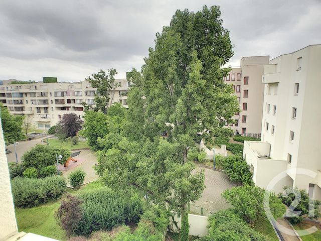 Appartement F3 à vendre - 3 pièces - 69.92 m2 - LYON - 69007 - RHONE-ALPES - Century 21 Le 7 De Coeur Appartement F3 à vendre - 3 pièces - 69.92 m2 - LYON - 69007 - RHONE-ALPES - Century 21 Le 7 De Coeur