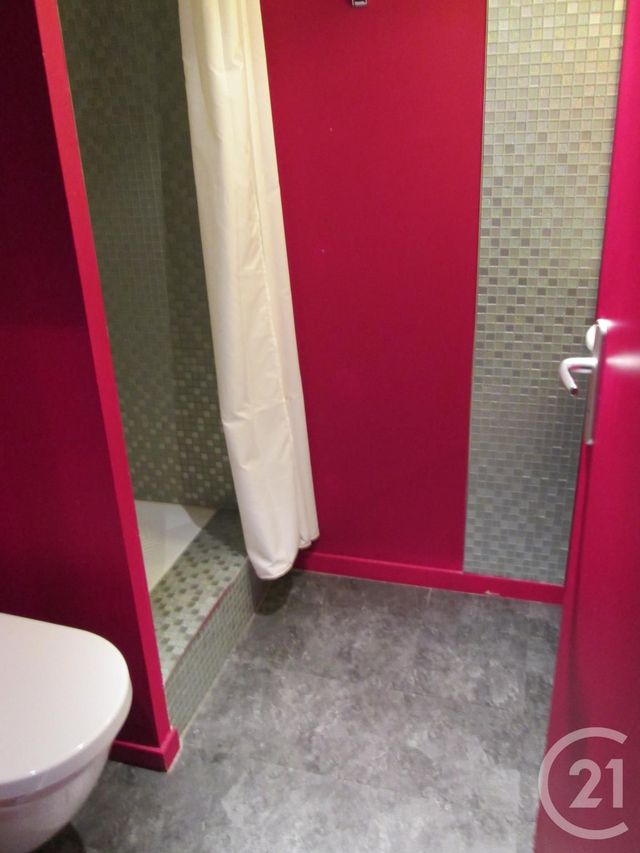 Appartement F1 à vendre - 1 pièce - 19.0 m2 - LYON - 69007 - RHONE-ALPES - Century 21 Le 7 De Coeur Appartement F1 à vendre - 1 pièce - 19.0 m2 - LYON - 69007 - RHONE-ALPES - Century 21 Le 7 De Coeur