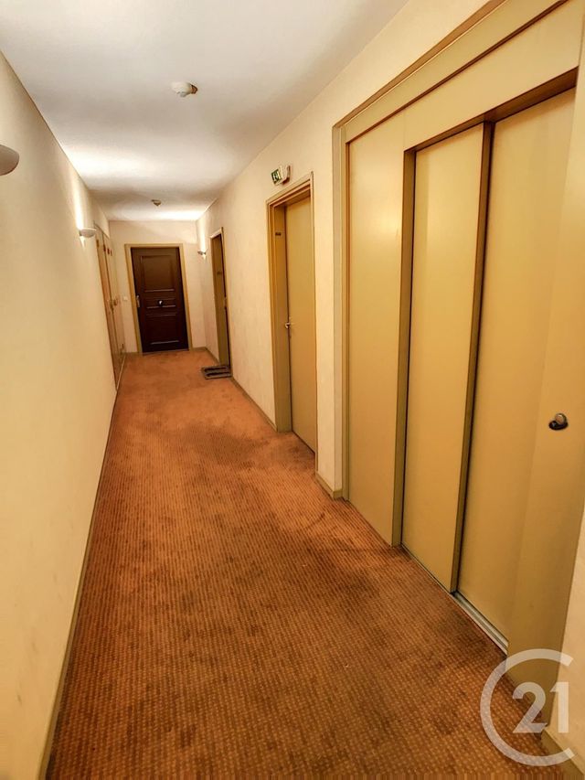 Afficher la photo en grand Appartement F2 à vendre - 2 pièces - 43.39 m2 - LYON - 69007 - RHONE-ALPES - Century 21 Le 7 De Coeur