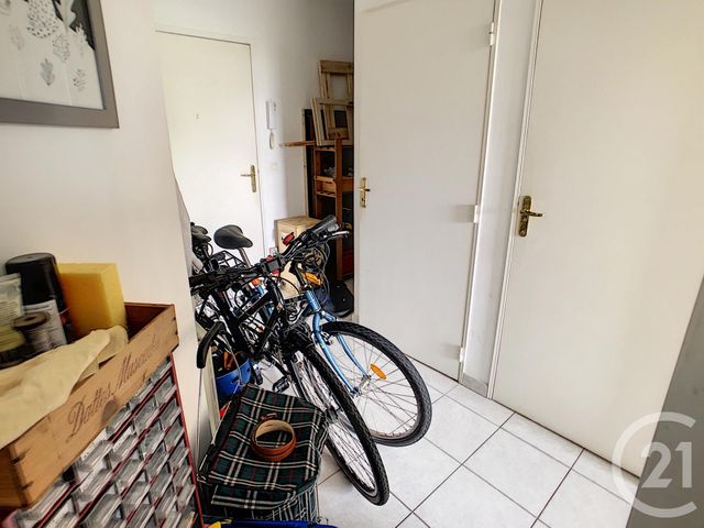 Afficher la photo en grand Appartement F2 à vendre - 2 pièces - 43.39 m2 - LYON - 69007 - RHONE-ALPES - Century 21 Le 7 De Coeur