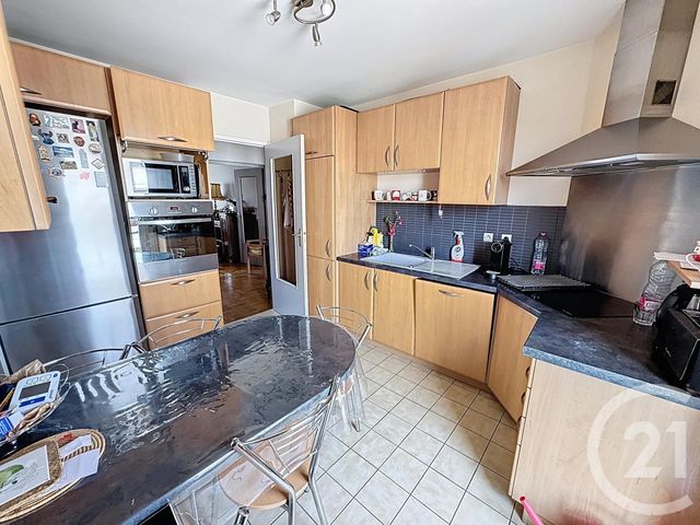 Appartement F5 à vendre - 5 pièces - 115.27 m2 - LYON - 69007 - RHONE-ALPES - Century 21 Le 7 De Coeur