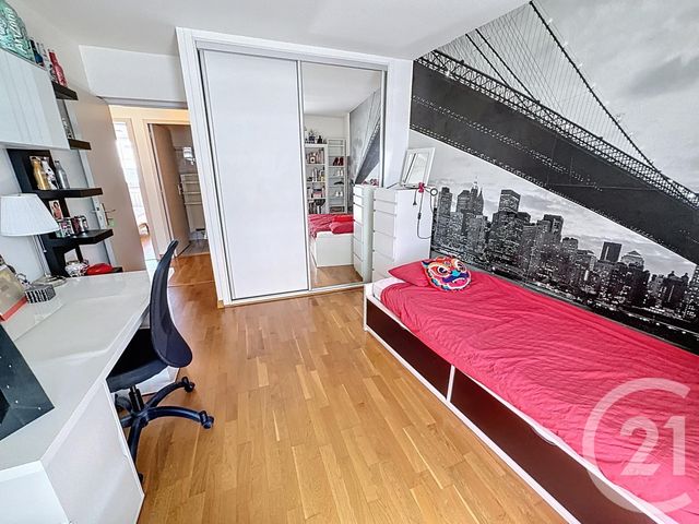 Appartement F5 à vendre - 5 pièces - 115.27 m2 - LYON - 69007 - RHONE-ALPES - Century 21 Le 7 De Coeur