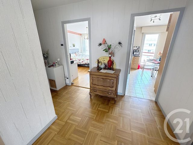 Appartement F5 à vendre - 5 pièces - 115.27 m2 - LYON - 69007 - RHONE-ALPES - Century 21 Le 7 De Coeur
