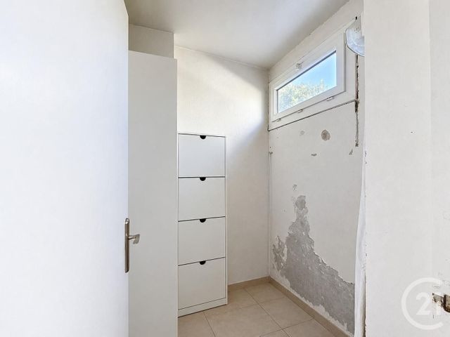 Appartement F4 à vendre - 4 pièces - 77.45 m2 - LYON - 69007 - RHONE-ALPES - Century 21 Le 7 De Coeur