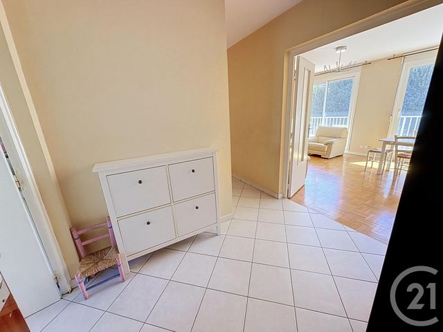 Appartement F4 à vendre - 4 pièces - 77.45 m2 - LYON - 69007 - RHONE-ALPES - Century 21 Le 7 De Coeur