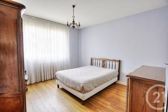 Appartement F3 à vendre - 3 pièces - 78.65 m2 - LYON - 69007 - RHONE-ALPES - Century 21 Le 7 De Coeur