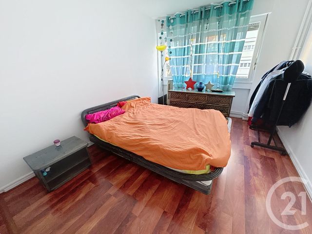 Appartement F3 à vendre - 3 pièces - 64.6 m2 - LYON - 69007 - RHONE-ALPES - Century 21 Le 7 De Coeur