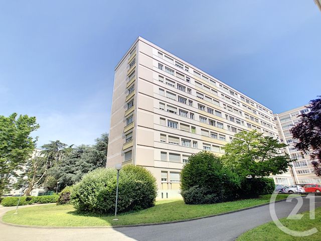 Appartement F3 à vendre - 3 pièces - 64.6 m2 - LYON - 69007 - RHONE-ALPES - Century 21 Le 7 De Coeur