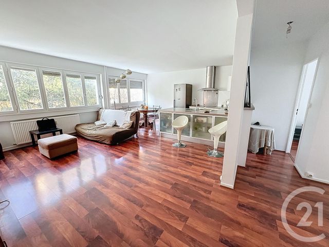 Appartement F3 à vendre - 3 pièces - 64.6 m2 - LYON - 69007 - RHONE-ALPES - Century 21 Le 7 De Coeur
