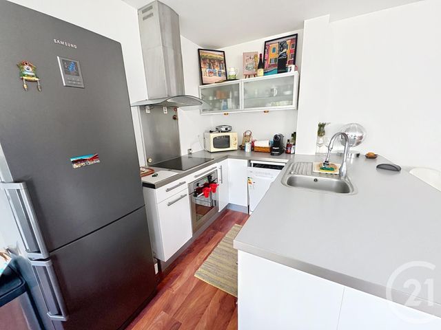 Appartement F3 à vendre - 3 pièces - 64.6 m2 - LYON - 69007 - RHONE-ALPES - Century 21 Le 7 De Coeur