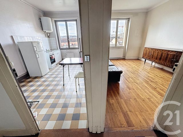 Appartement F3 à vendre - 3 pièces - 80.1 m2 - LYON - 69007 - RHONE-ALPES - Century 21 Le 7 De Coeur