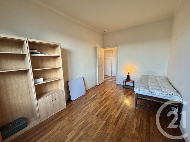 Appartement F3 à vendre - 3 pièces - 80.1 m2 - LYON - 69007 - RHONE-ALPES - Century 21 Le 7 De Coeur