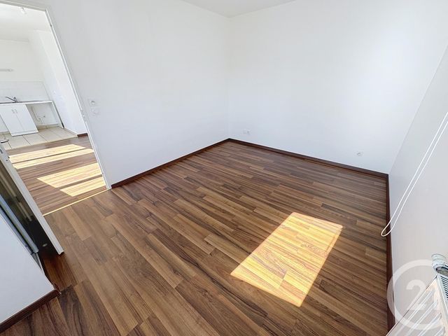Appartement à vendre - 2 pièces - 46.45 m2 - LYON - 69007 - RHONE-ALPES - Century 21 Le 7 De Coeur
