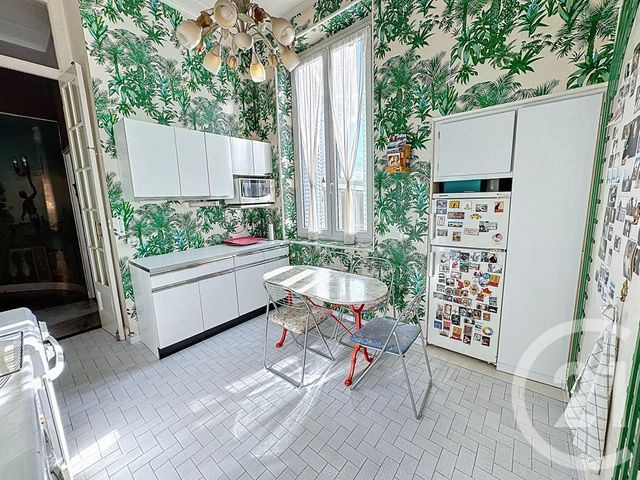 Appartement F6 à vendre - 5 pièces - 188.42 m2 - LYON - 69007 - RHONE-ALPES - Century 21 Le 7 De Coeur