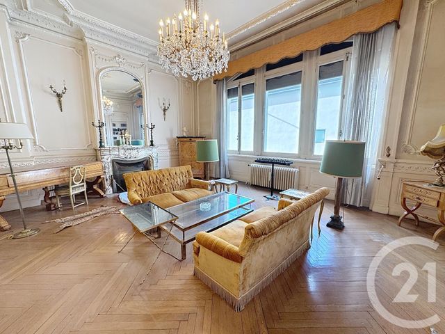 Appartement F6 à vendre - 5 pièces - 188.42 m2 - LYON - 69007 - RHONE-ALPES - Century 21 Le 7 De Coeur