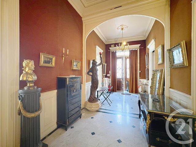 Appartement F6 à vendre - 5 pièces - 188.42 m2 - LYON - 69007 - RHONE-ALPES - Century 21 Le 7 De Coeur