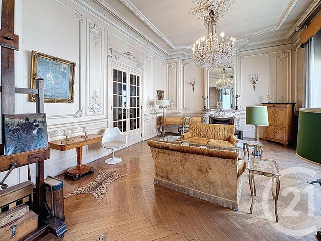 Appartement F6 à vendre - 5 pièces - 188.42 m2 - LYON - 69007 - RHONE-ALPES - Century 21 Le 7 De Coeur