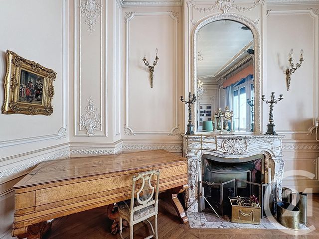 Appartement F6 à vendre - 5 pièces - 188.42 m2 - LYON - 69007 - RHONE-ALPES - Century 21 Le 7 De Coeur