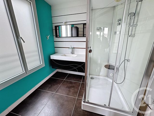 Appartement F4 à vendre - 4 pièces - 101.26 m2 - LYON - 69007 - RHONE-ALPES - Century 21 Le 7 De Coeur