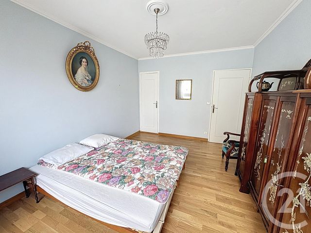 Afficher la photo en grand Appartement F3 à vendre - 3 pièces - 77.4 m2 - LYON - 69007 - RHONE-ALPES - Century 21 Le 7 De Coeur