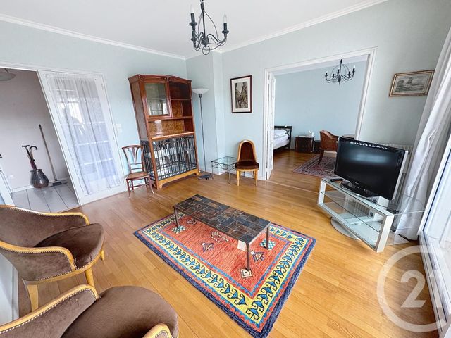 Afficher la photo en grand Appartement F3 à vendre - 3 pièces - 77.4 m2 - LYON - 69007 - RHONE-ALPES - Century 21 Le 7 De Coeur