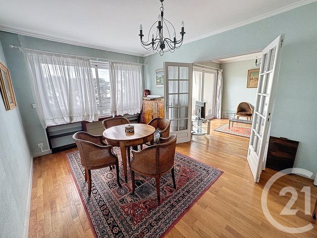 Afficher la photo en grand Appartement F3 à vendre - 3 pièces - 77.4 m2 - LYON - 69007 - RHONE-ALPES - Century 21 Le 7 De Coeur